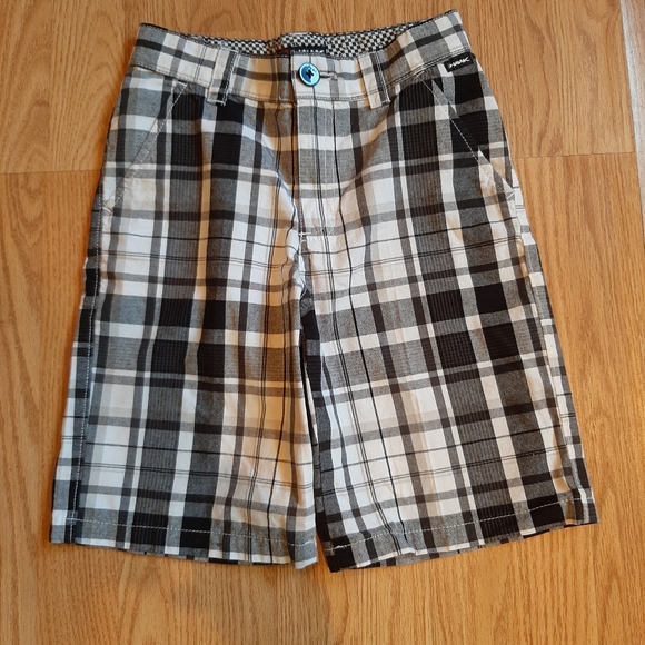 Tony Hawk Other - NWOT Tony Hawk Black and White Plaid Shorts